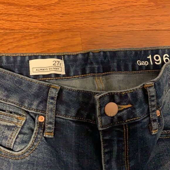 Gap jeans 27R  - Picture 3 of 6